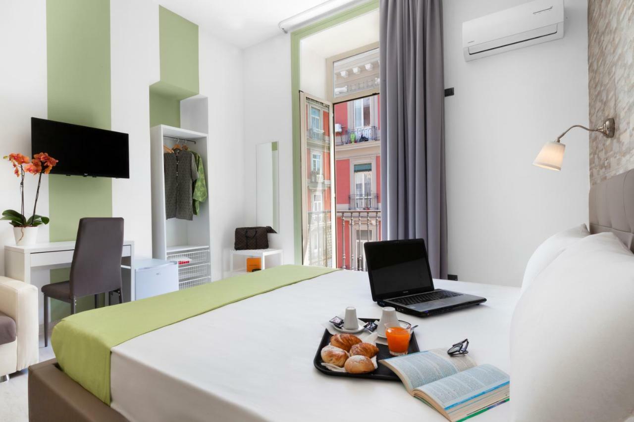 Rainbow Napoli Bed & Breakfast Dış mekan fotoğraf